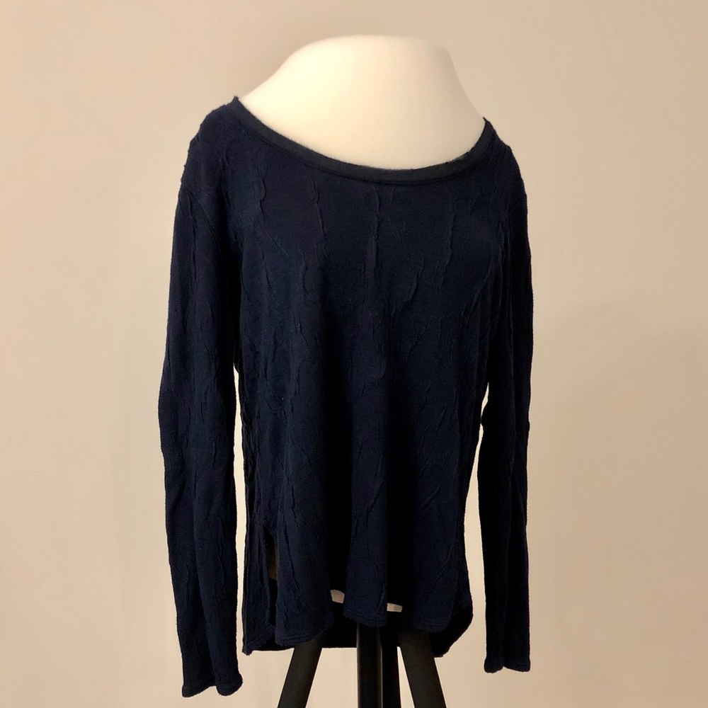 Vera Wang Navy Blue Textured Longsleeve Top